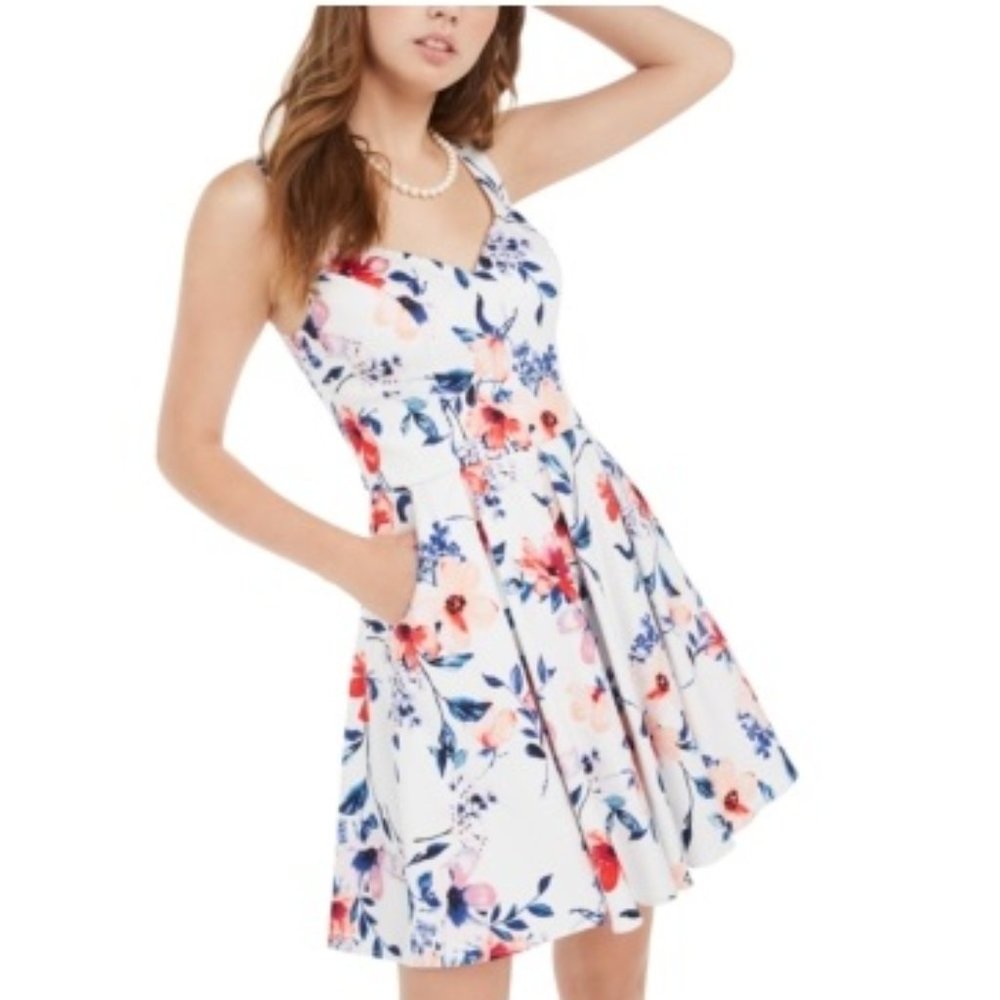 NWT Trixxi Juniors' Floral Fit & Flare Dress - White Floral Size 13 $70  V0080